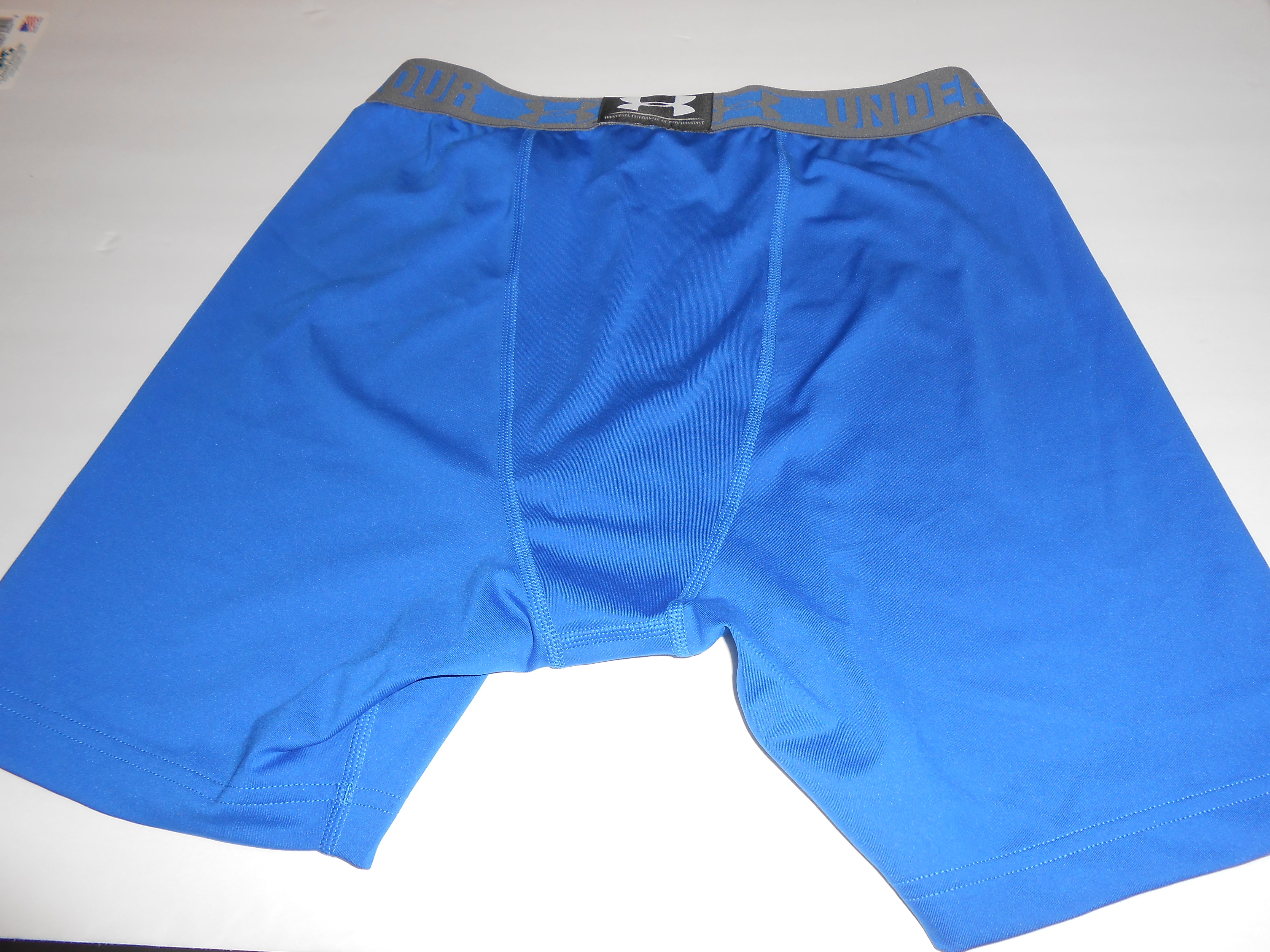 UNDER ARMOUR HEATGEAR COMPRESSION SHORTS